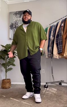 Big Body Style Men, Mens Clothing Styles Bigger Guys, Men’s Outfits Big And Tall, Big Dude Outfits, Big Men Streetwear, Outfits For Large Men, Outfit Ideas Men Plus Size, Bigger Man Fashion, Plus Size Male Outfits Aesthetic