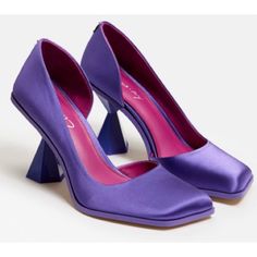 Circus Ny By Sam Eldeman Women's Rosemary Geometric Stiletto Pump In Color Digital Violet.The Rosemary Heels Are An Architectural And Show-Stopping Moment For Anyone Who Needs To Add Some Punch To Their Shoe Wardrobe. Pumps Are New In Excellent Condition In Women's Size 6.Please Note:No Original Box.Will Package Shoes With Outmost Care. Product Details: Fabric Type:100% Synthetic. Origin:Imported Sole Material:Man Made. Closure Type:Pull On. Fabric Upper With An Angular Toe Shape. Easy To Wear S Party Heels With Deep Heel Cup And Square Toe, Square Toe Court Shoes For Spring Evening, Purple Square Toe Heels For Formal Occasions, Purple Sculpted Heel Spring Heels, Purple Sculpted Heel For Spring, Elegant Purple Square Toe Heels, Purple Heels With Reinforced Heel And Pointed Toe, Purple Pointed Toe Heels With Reinforced Heel, Spring Party Court Shoes Medium Width