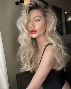 Hairstyles For All Hair Types, Blonde Hair Makeup, Icy Blonde Hair, Makeup For Hazel Eyes, French Braid Hairstyles, Looks Party, Hair Stylies, Sleek Hairstyles