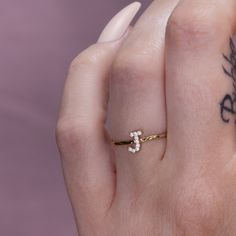 Letter Ring Gold For Women, J Ring, Personalized Initial Ring, ليلو وستيتش, Couple Ring Design, Uppercase Alphabet, Name Ring, Christmas Gifts For Girlfriend, Letter Ring