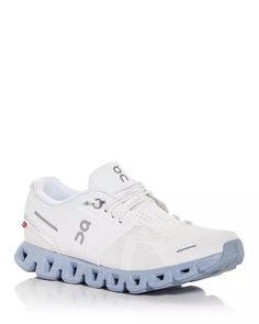 White Functional Lace-up Walking Shoes, Functional White Lace-up Walking Shoes, Functional White Lace-up Sneakers, Summit White Low-top Running Shoes, White Low-top Running Shoes, White Low-top Functional Running Shoes, Functional White Low-top Running Shoes, White Lace-up Walking Shoes, Summit White Low-top Running Shoes With Branded Insole