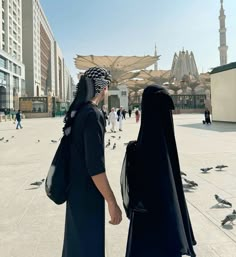 Arab Aesthetic, Dream Couple, Islam Marriage, U And Me, Foto Pin, Fairytale Aesthetic, Family Vibes, Islamic Things