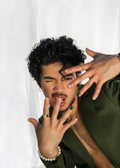 Guys With Painted Nails Aesthetic, Male Painted Nails Aesthetic, Guys With Nails Painted, Guys Nail Art, Clear Nails Men, Men With Long Nails, Mens Gel Manicure, Men With Nails, Men With Nail Polish