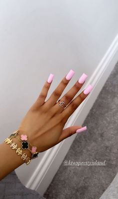 Nails With Bracelets, Plain Nails, Hard Nails, Baddie Nails, Classy Acrylic Nails, Short Square Acrylic Nails, Acrylic Nails Coffin Pink, Long Square Acrylic Nails, Unique Acrylic Nails