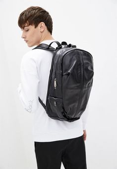 Stylish leather men's backpack TARWA 7340 is created from the highest grades of leather and high-quality accessories. The ideal accessory for the young, fast, dynamic, who value quality and style. Two zippered compartments, full leather harnesses with adjustable length and stress relief, tactical patches for accessories. Size48 × 31 × 15 Functional Soft Leather Backpack, Modern Soft Leather Backpack For School, Modern Backpack With Zipper Closure For Students, Modern Soft Leather School Backpack, Casual Business Backpack In Soft Leather, Casual Soft Leather Backpack For Business, Classic Leather Backpack For Students, Modern Student Backpack With Zipper Pocket, Black Leather Student Backpack