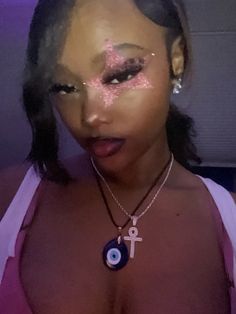 Star makeup glitter pink y2k pink punk black girl makeup black girl alt makeup glitter pink Y2k Concert Makeup, Star Makeup Stamp, Star Makeup Black Women, Makeup Ideas Rave, Rolling Loud Makeup, Makeup Looks To Do When Bored, Star Around Eye Makeup, Majestic Makeup Looks, Red Star Eye Makeup