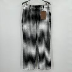 Burberry Women's Gingham Cropped Pants Color: Black/White Size: Us 4/Uk 6/Eu 36 Retail: $1,100 Condition: New With Tags 14" Waist, Laying Flat 10" Rise 26" Inseam Chic Gingham Wide Leg Pants, Chic Gingham Wide Leg Bottoms, High Waist Gingham Pants For Work, Gingham Ankle-length Spring Pants, Spring Gingham Ankle-length Pants, Summer Workwear Gingham Pants, Gingham Trousers For Workwear, Summer Gingham Workwear Pants, Gingham Pants For Summer Workwear