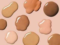 Choosing the right foundation shade isn't easySo we tapped experts to get their tips for finding the right foundation color and formulainside. Foundation Fit Me, Cream Photoshoot, Makeup Questions, Beauty Mood Board, Product Editorial, Makeup Basics, Uoma Beauty, Cute Laptop Bags