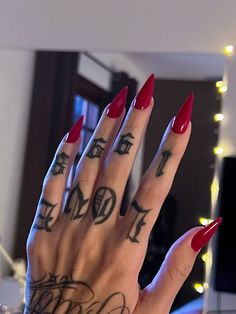 Different Nail Colors, Red Stiletto Nails, Acrylic Nails Stiletto, December Nails, Fall Nail Ideas, Nail Color Ideas, Jelly Nails, Bling Acrylic Nails, Short Nail