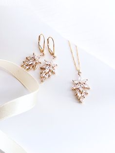 Gold Delicate Bridal Earrings For Wedding, Delicate Gold Bridal Earrings For Wedding, Gold Plated Pendant Jewelry For Wedding, Dainty Gold Earrings For Wedding, Dainty Gold Bridal Earrings For Wedding, Delicate Gold Bridal Earrings As Gift, Gold Plated Wedding Earrings, Delicate Yellow Gold Bridal Earrings For Wedding, Delicate Gold Necklace For Bridesmaids