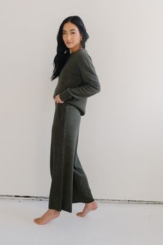 These clove culottes are made with a cashmere-wool blend for ultimate softness without the itch. They feature a 2-inch wide elastic waistband for a perfectly snug fit around the waist, wide legs that can be paired perfectly with anything from heeled booties or birkenstocks, and deep pockets that fit your phone! Pair them with the clove sweater for an effortlessly chic and comfortable fit. ALL PHOTOGRAPHS ARE TAKEN IN NATURAL LIGHT WHICH IS WHY THE COLORS MAY VARY BETWEEN PICTURES, SCREENS + IN-P Relaxed Fit Cashmere Bottoms For Loungewear, Cashmere Wide-leg Work Pants, Cashmere Bottoms With Elastic Waistband For Fall, Cashmere Wide Leg Loungewear Bottoms, Cashmere Wide Leg Loungewear Pants, Wide Leg Cashmere Pants For Loungewear, Wide Leg Cashmere Lounge Pants, Casual Wide-leg Cashmere Pants, Cozy Cashmere Bottoms For Fall