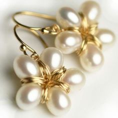 Pearl Flower Earrings, Flower Earrings Gold, Pearl Earrings Wedding, Gold Filled Earrings, Pearl Jewellery Earrings, 3d Flowers, Beaded Dangle Earrings, Pearl Flower, Ear Rings