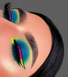 Glam Eye Makeup Looks, Soft Glam Eye Makeup, Eye Makeup Idea, Glam Eye Makeup, Makeup Ojos, Bold Eye Makeup, Neon Makeup, Eye Makeup Looks, Dramatic Eye Makeup