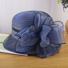 Kategorie:Kentucky Derby Hut,Hüte; Verzierung:Tüll,Farbaufsatz,Randverzierung,Pure Farbe,Kombination,Applikationen; Geschlecht:Damen; Menge:1 PC; Stil:Elegant,Vintage-Stil; Hut Typ:Fischerhut,Sonnenhut,Strohhut; Anlass:Casual,Festtage; Material:Stroh,Netz; Titelseite:WE; Versandgewicht:0.12; Kotierung:04/25/2022; Kopfumfang: Derby Hats Diy Ideas, Holiday Headpiece, Kentucky Derby Horses, Classy Hats, Straw Bucket Hat, Derby Horse, Pretty Hats, Beige Hat, Tea Party Hats