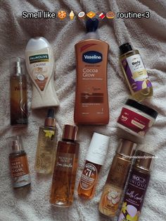 smell like chocolate, vanilla , coconut and caramel routine <33 #chocolate #soldejaneiro #fashion #makeup #selfcare #vanilla #caramel #coconut Vanilla Smell Combo, Body Smells Combo, Vanilla Smell Good Combo, To Smell Like Vanilla, Vanilla Body Care Routine, Vanilla Body Routine, Products To Smell Good, Winter Scent Combo, Vanilla Caramel