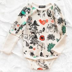 aarrekid organic forest body Baby Boy Style, Baby L, Body Top, Toy Ideas, Cutest Baby, Woodland Theme, Bitty Baby, Baby Style, Baby Boy Fashion