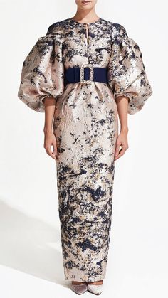 Modest brocade dress with belt – HerTrove Algerian Dress, Marchesa Couture, Damask Dress, Fashion Figure, Brocade Dress, Brocade Dresses, Midi Dress Style, Dream Dresses, Column Dress