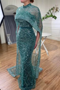 Prom Dresses With Cape, Dark Green Ball Gown, Prom Dress With Cape, Evening Dress With Cape, Green Ball Gown, Gown With Cape, Baju Kahwin, Dress With Cape, Long Prom Dresses