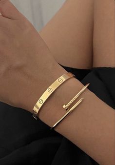 Dope Jewelry, Expensive Jewelry, Stacked Jewelry, Jewelry Lookbook, Hand Jewelry