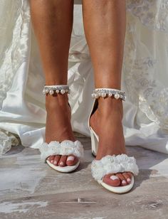 "**Tips: European sizes are larger than (US) sizes. If you are half a size, choose the next smaller size. If you are not sure about your size, please contact us to find the right size for you. If you're after a more classic pair of wedding shoes, that screams \"bridal\" in the best way, consider these pearl and rhinestone heel All Pelino shoes are made to ensure the highest level of comfort throughout the day, and have a soft foam inner lining. SIZE AVAILABLE EUUSUKCMINCHES 365323,39,17 376424,0 Wedding Sandals With 4-inch Heel And Round Toe, Wedding Guest Ankle Strap Heels With 4-inch Heel, Open Toe Heels With 4-inch Heel For Bridal Shower, Open Toe Heels For Wedding, White High Heel Sandals For Wedding Guest, Open Toe Heels For Wedding Guests, White High Heel Sandals For Wedding, White Open Toe Sandals For Wedding Guest, Wedding Sandals With Heel Strap And Round Toe