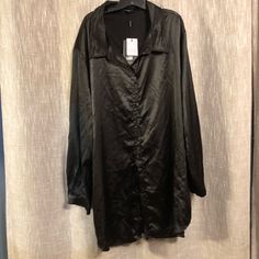 Nwt Pretty Little Thing Black Satin Button Front Shirt Dress - Size 24 One Small Snag Shown In Photo. Would Look Great Layered Under An Oversized Sweatshirt. Accepts Reasonable Offers. Questions? Leave A Comment Below! Collared Mini Dress With Button Closure, Collared Shirt Dress With Buttons For Party, Plain Button-up Mini Dress With Button Closure, Long Sleeve Dresses With Buttons For Night Out, Long Sleeve Dress With Button Closure For Night Out, Solid Button-up Shirt Dress For Party, Long Sleeve Mini Dress With Buttons For Night Out, Black Long Sleeve Dress With Covered Buttons, Button-up Mini Dress For Date Night