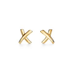 Featuring Paloma Picasso’s own handwriting, this expressive collection was inspired by graffiti scrawled on New York buildings. The universal symbol for a kiss, these X earrings make an expressive and graphic statement. 18k gold; Size mini; Original designs copyrighted by Paloma Picasso | Paloma's Graffiti X Earrings in 18K Gold, Mini Dior Blooming Bouquet Perfume, Balm Dot Com, Glossier Balm, Tiffany Co Earrings, Tiffany And Co Earrings, Tiffany Gold, New York Buildings, Miss Dior Blooming Bouquet, Bridal Jewellery Earrings