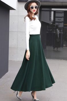 Classical flared skirt for women j001 – xiaolizi Transform Old Clothes, Green Wool Skirt, Green Skirt Outfits, Corduroy Skirts, Style Dress Patterns, Long Wool Skirt, Patterns Skirt, 50s Fashion Dresses, Fashion Vest