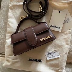 Trendy Brown Bags, Jacquemus Bag Brown, Jacmousne Bag, Jacquemus Bag Le Bambino, Brown Jacquemus Bag, Jaqmeous Bag, Jaquemus2020 Bag, Jacquemus Bag Aesthetic, Bambino Jacquemus