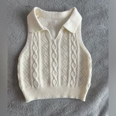 Preppy Sweater Vest, Cable Detailing Sleeveless With A Classic Collar Perfect For Layering Nwot Bundle And Save! Preppy Sweater Vest, Senior Scrapbook Ideas, Shein Shirts, Pretty Sweater, Sweater Sleeveless, Tops Shein, Pretty Sweaters, Preppy Sweater, Cream Knit Sweater