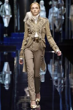 Snejana Onopka, Moda Steampunk, Dolce E Gabbana, Military Style, Steampunk Fashion, Vogue Paris