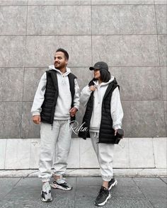 Winter Couple Outfits Matching, Outfits For Couples Pictures, Men And Women Matching Outfits, Couples Winter Outfits, Couple Twinning Outfits, Cute Couple Outfits Matching