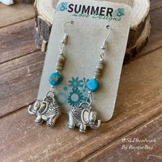 Silver Blue Jewelry, Gold Elephant Pendant, Hippie Accessories, Diy Bracelets Tutorials, Elephant Earrings, Gold Elephant, Earrings Stone, Puka Shell, Jewelry Beach