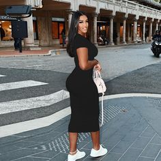 Summer Dress With Tennis Shoes, Casual Bodycon Dress For Going Out, Casual Knee-length Bodycon Dress For Night Out, Casual Bodycon Workwear Dress, Casual Knee-length Bodycon Dress For Date Night, Casual Sheath Bodycon Dress For Work, Casual V-neck Bodycon Dress For Going Out, Casual Bodycon Dress For Office, Casual Sheath Bodycon Office Dress