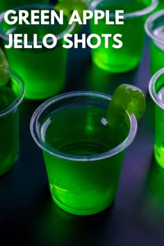 green apple jello shots recipe Green Apple Jello Shots, Smores Trifle, Apple Jello Shots, Green Shots, Green Apple Vodka, Apple Shots, Shots Alcohol Recipes, Jello Shots Vodka, Jello Shots Recipe