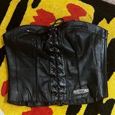 Vintage Y2k Harley Davidson Velvet & Leather Lace Up Bustier 80s Rock Fashion Women 1980s Style, 80s Rock Fashion Women, 80s Rock Fashion, Black Leather Crop Top, Biker Clothing, Leather Tops, Leather Crop Top, Biker Outfit, Glam Metal