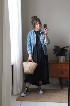 Flowy Dress Street Style, Midsize Museum Outfits, Conservative Boho Fashion, Retro Mom Outfits, Library Job Outfit, Romantic Body Type Kibbe Outfits Casual, Midsize Millenial Fashion, Summer To Fall Transition Outfits Midsize, Grunge Business Casual Plus Size