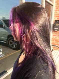 Purple peekaboo Dark Hair With Purple Peekaboo, Reverse Peekaboo Hair, Peekaboo Purple Hair, Pink Purple Highlights, Purple Peekaboo Highlights, Purple Peekaboo Hair, Purple Black Hair, Hair Color Swatches, Peekaboo Hair Colors