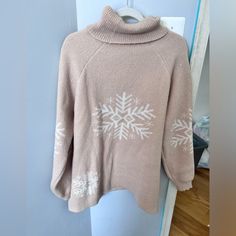 Never Worn Small Hole Under Turtleneck Super Soft Turtle Sweaters, Rose Cream, Rose Sweater, Cream Roses, Colorful Sweaters, Turtle Neck, Sweaters For Women, Cream, Women Shopping