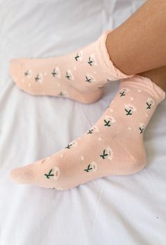 Full Bloom Socks In Pink Floral Cozy Soft Socks For Spring, Soft White Spring Socks, Cute Soft Pink Socks, Pink Socks For Spring, Casual Soft Socks For Loungewear, Comfortable Cotton Casual Socks, Cute Cotton Socks For Spring, Super Soft Pink Casual Socks, Casual Super Soft Pink Socks