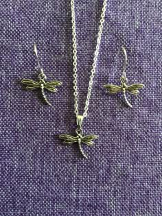 Beautiful dainty dragonflies necklace and earrings  Stainless steel, 5/8" x 3/4" Dragonfly Jewellery, Dragonfly Jewelry, Dragonfly Necklace, Aesthetic Shirts, S Aesthetic, Funky Jewelry, Jewellery Sets, Necklace And Earrings, Piercing Jewelry