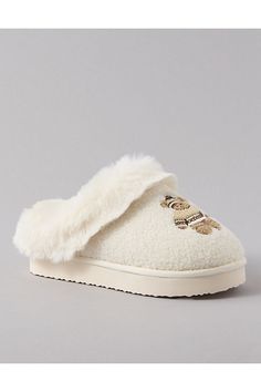 Soft & cozy/Slip-on style Cozy Faux Fur Winter Slippers, Winter Slippers With Faux Fur Lining For Loungewear, Winter Faux Fur Lined Slippers For Loungewear, Winter Loungewear Slippers With Faux Fur Lining, Casual Faux Fur Slippers For Winter, Christmas Slippers, Bear Slippers, Winter Bear, Christmas List