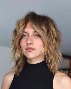 Chunky Lob Haircut, Natural Hair Styles Medium Length, Medium Length Natural Hair Styles, Natural Hair Styles Medium, Blonde Highlights Medium Length, Brown Highlights On Black Hair, Layered Fine Hair, Hairstyles For Thick Hair Medium, Medium Length Hair Layered