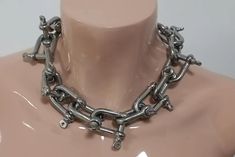 Choker width 2.4 cm Anchor Chain Collar Choker l All Stainless Steel Perfect for play! Custom sizes can definitely be made. IMPORTANT: Please measure your neck before placing an order and add at least 1 inches to that measurement when selecting the necklace size. Rock Style Silver Jewelry For Alternative Fashion, Silver Rock Jewelry For Alternative Fashion, Rock Style Metal Jewelry For Alternative Fashion, Rings Grunge, Buckle Choker, Avant Garde Jewelry, Chain Collar, Black Velvet Choker, Collar Choker