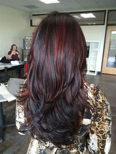 10+ Black Hair Color With Gray And Red Highlights | Dark hair with ... Burgundy Hair With Highlights, Dark Auburn Hair Color, Dark Auburn Hair, Auburn Balayage, Dark Red Hair, Red Brown Hair, Dark Hair With Highlights, Hair Color Auburn