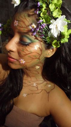 Mother Earth Cute And Easy Makeup, Mother Nature Costume Makeup, Mother Nature Makeup, Nature Cosplay, Nature Halloween Costume, Mother Nature Halloween, Earth Makeup, Nature Costume