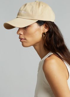 Summer Baseball Hat - Sand Hat The Frankie Shop The Frankie Shop, Denim Suit, Frankie Shop, Belted Blazer, Scarf Shirt, Paris Woman, Color Sand, Sporty And Rich, Womens Bras