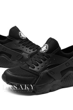 Lasaky - Premium Lightweight Running Shoes for Athletes: Designed for Couples Couples Running, Shoes For Couples, Couple Running, Rubber Flip Flops, Lightweight Running Shoes, Japanese Clothing, Suits Clothing, Shop Bodycon Dresses, Dressing Style