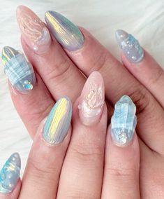 #mermaid #nails #ocean #jellyfish #nailart #aquatic #dlimonaillounge Aquatic Nails, Jellyfish Nails, Ocean Blue Nails, Aquamarine Mermaid, Nails Ocean, Ocean Jellyfish, Nail Stuff, Cat Eye Nails