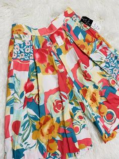 These vintage culottes are just absolutely fabulous! They are new old stock. They are a size 8 and the waist has elastic at the back. They have pockets. Please see photos for measurements. I ship next day! Enjoy! Vintage Culottes, Nautical Wall Decor, Absolutely Fabulous, Tankini Swimsuits, Vintage Disney, Short Outfits, Cool Things To Buy, Retro Fashion, High Waist