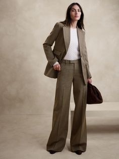 Lido Wide-Leg Italian Wool Pant | Banana Republic Brown Tweed Suit, Corporate Girly, Women Lawyer, Prom Suit, Wide Leg Pant Suit, Tweed Pants, Business Pants, Professional Attire, Trouser Pants Women